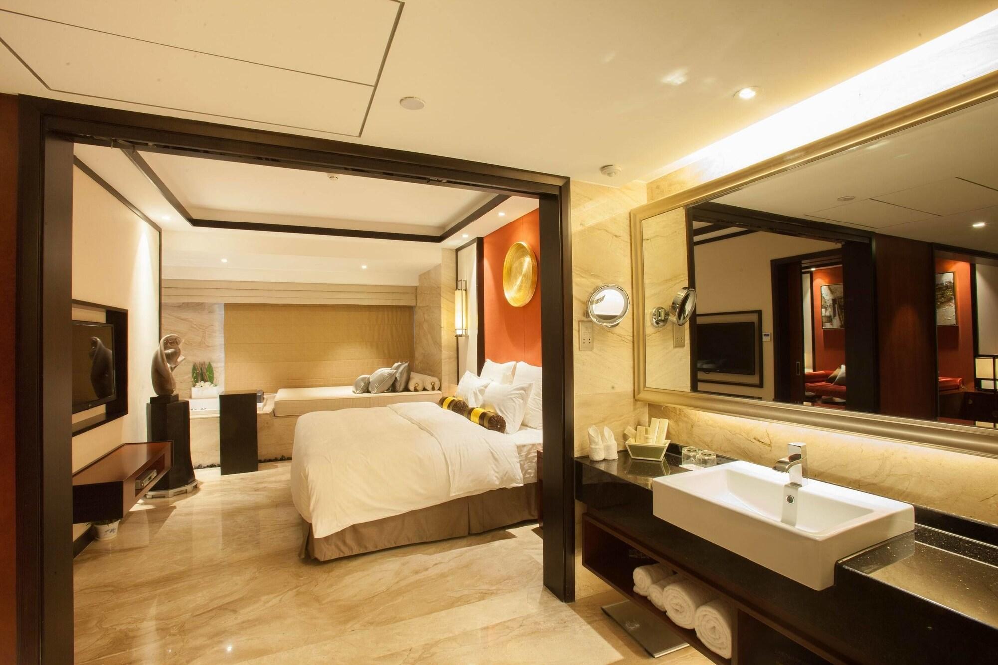 Nanning Landmark Hotel מראה חיצוני תמונה