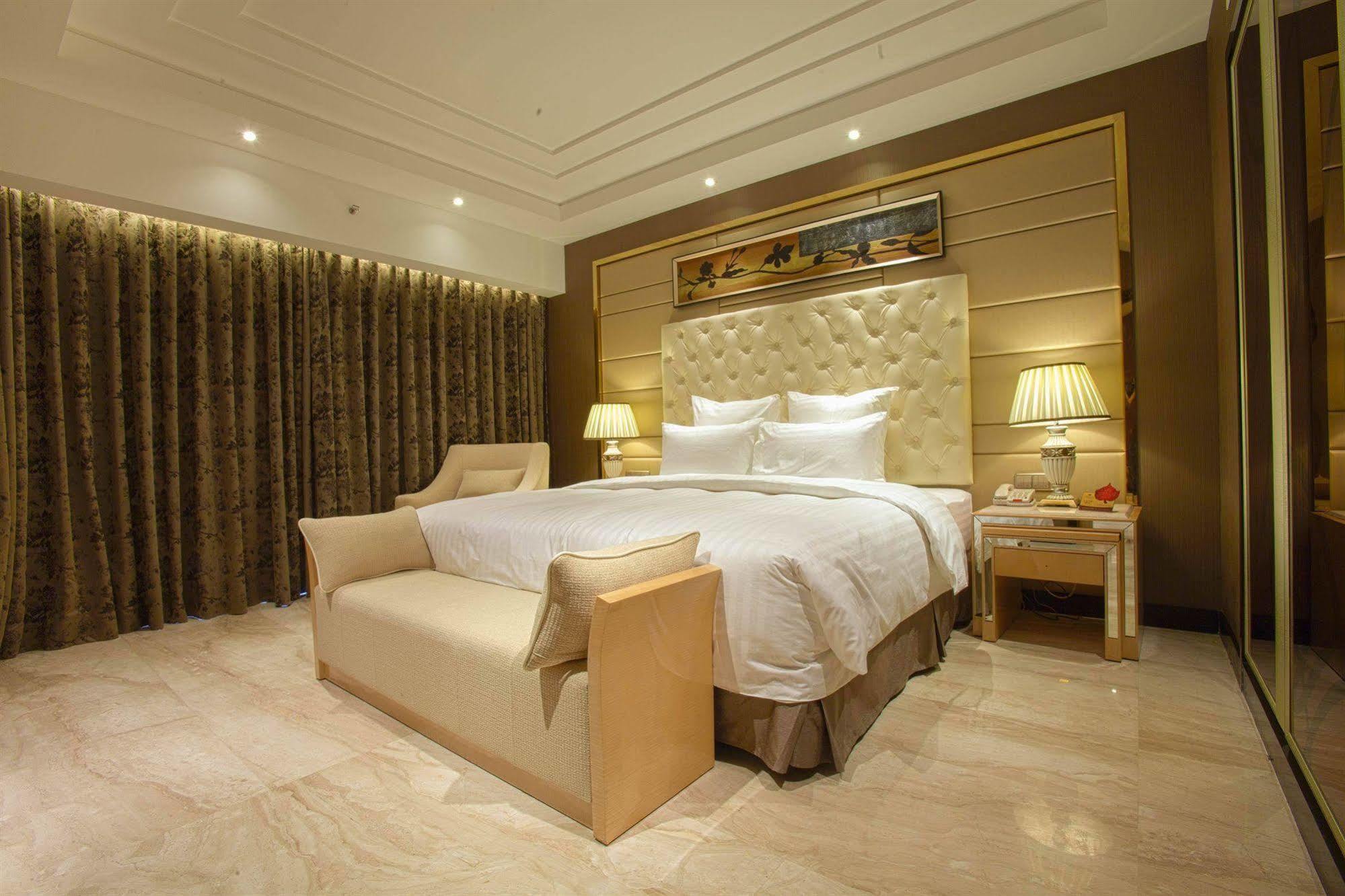 Nanning Landmark Hotel מראה חיצוני תמונה